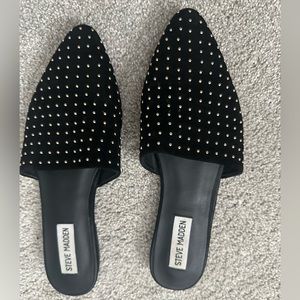 STEVE MADDEN MULES - Size 7